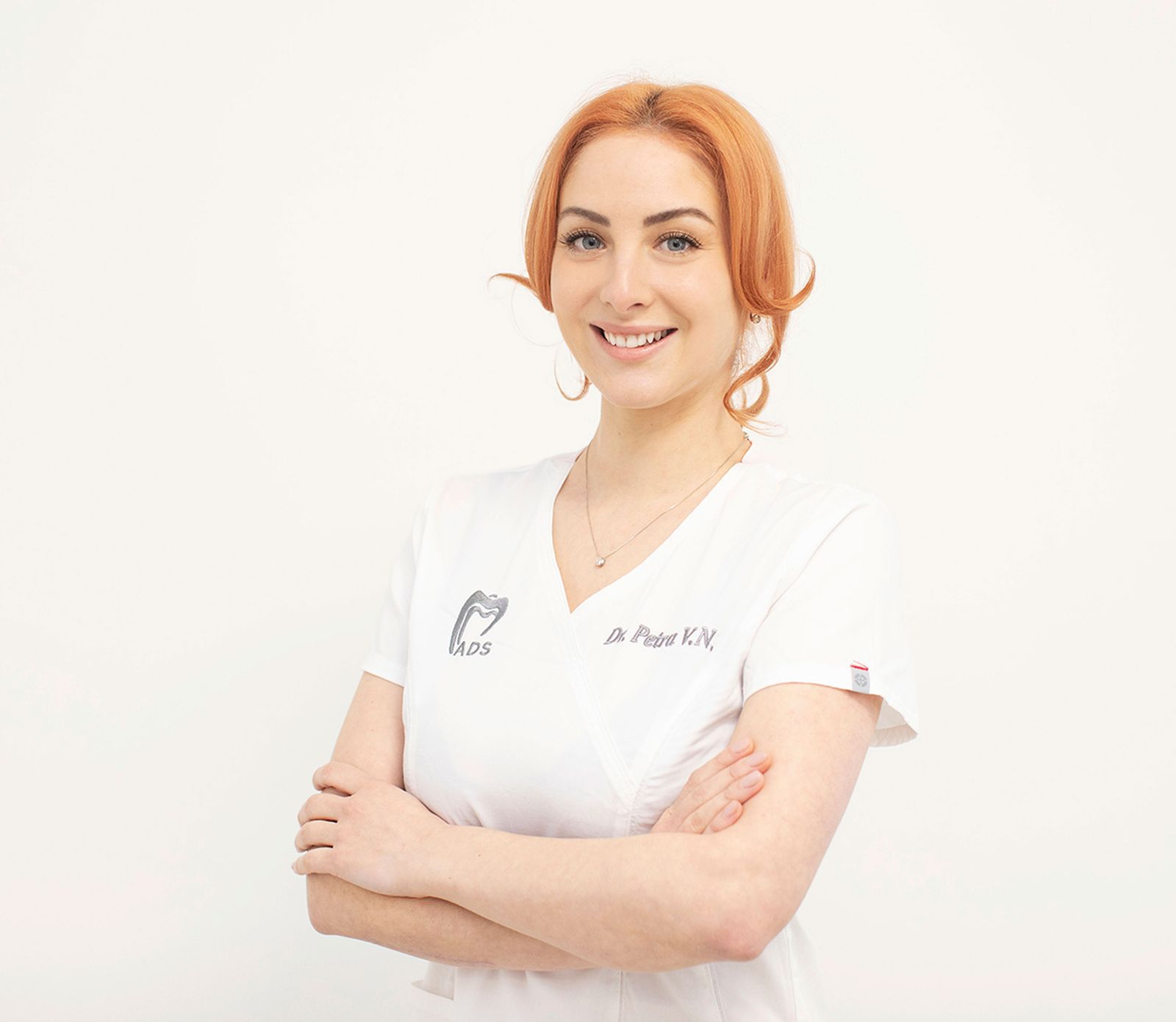 Dr Petra Vigh Nicoara